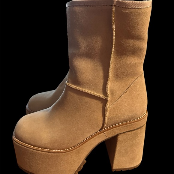 NWOB Free People Montreal Platform Boots (light tan Suede) $298 - Picture 7 of 16